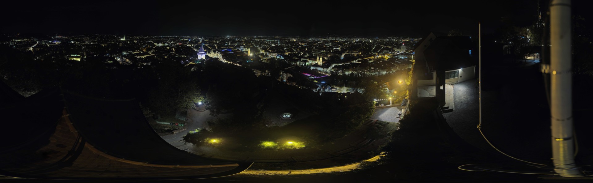 Archiv Foto Webcam Graz: Panorama vom Schlossberg