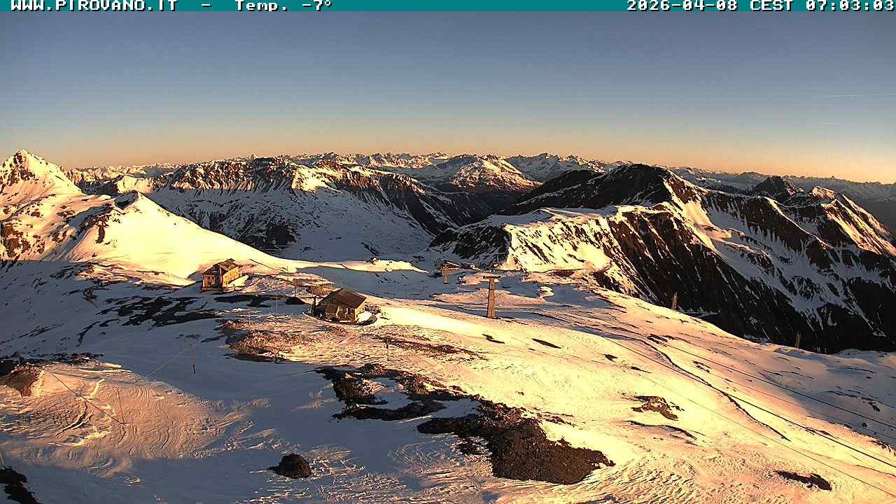 Archived image Webcam Stilfserjoch, Trincerone 2