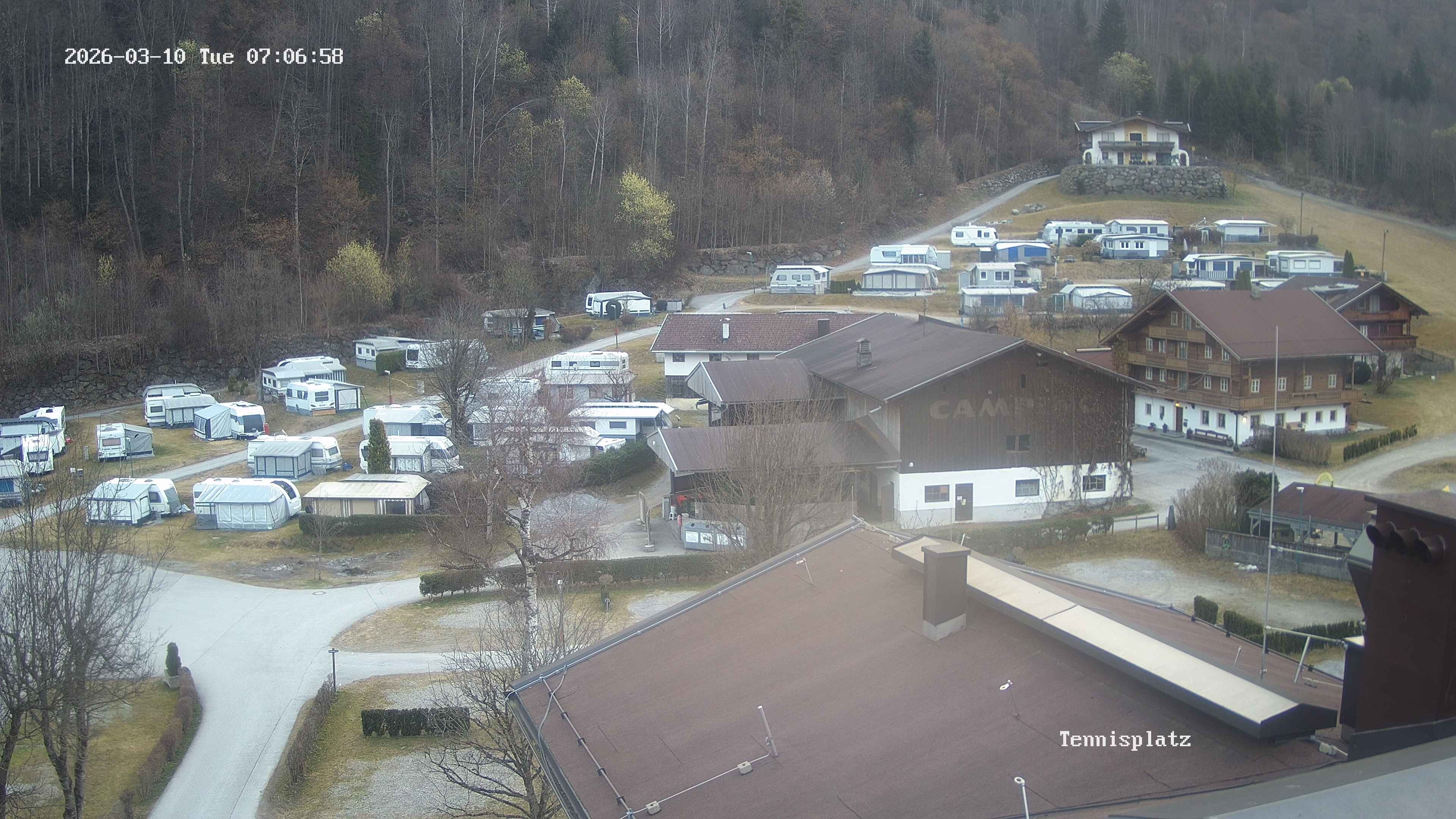 Archived image Webcam Camping Aufenfeld - View Wiesenhof