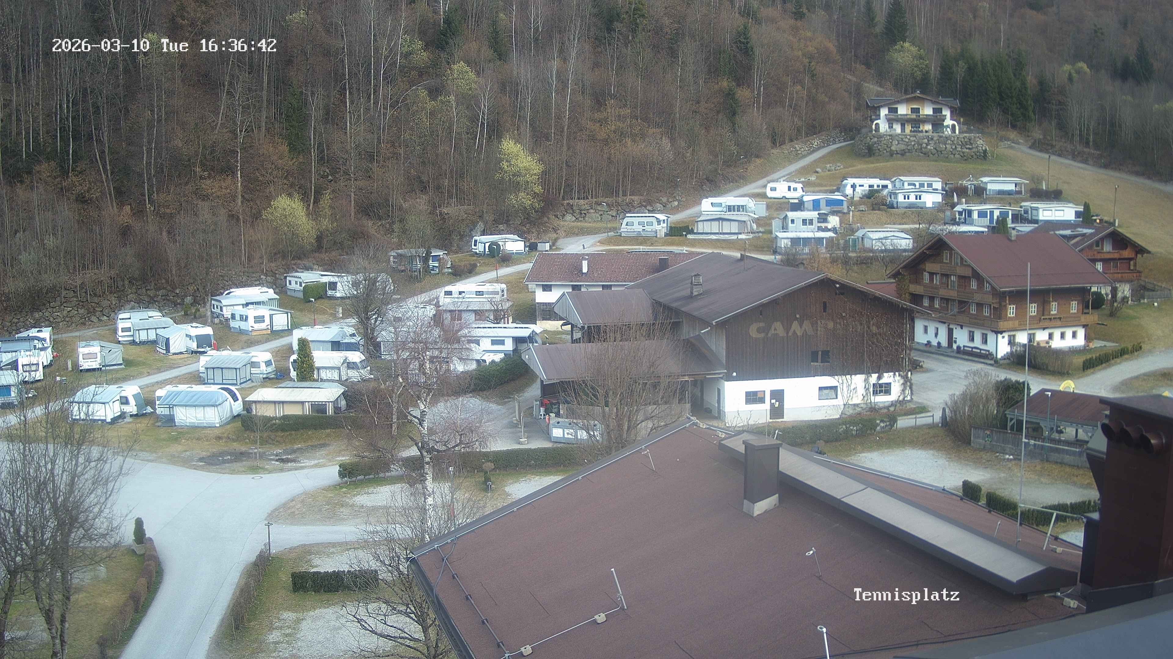 Archived image Webcam Camping Aufenfeld - View Wiesenhof