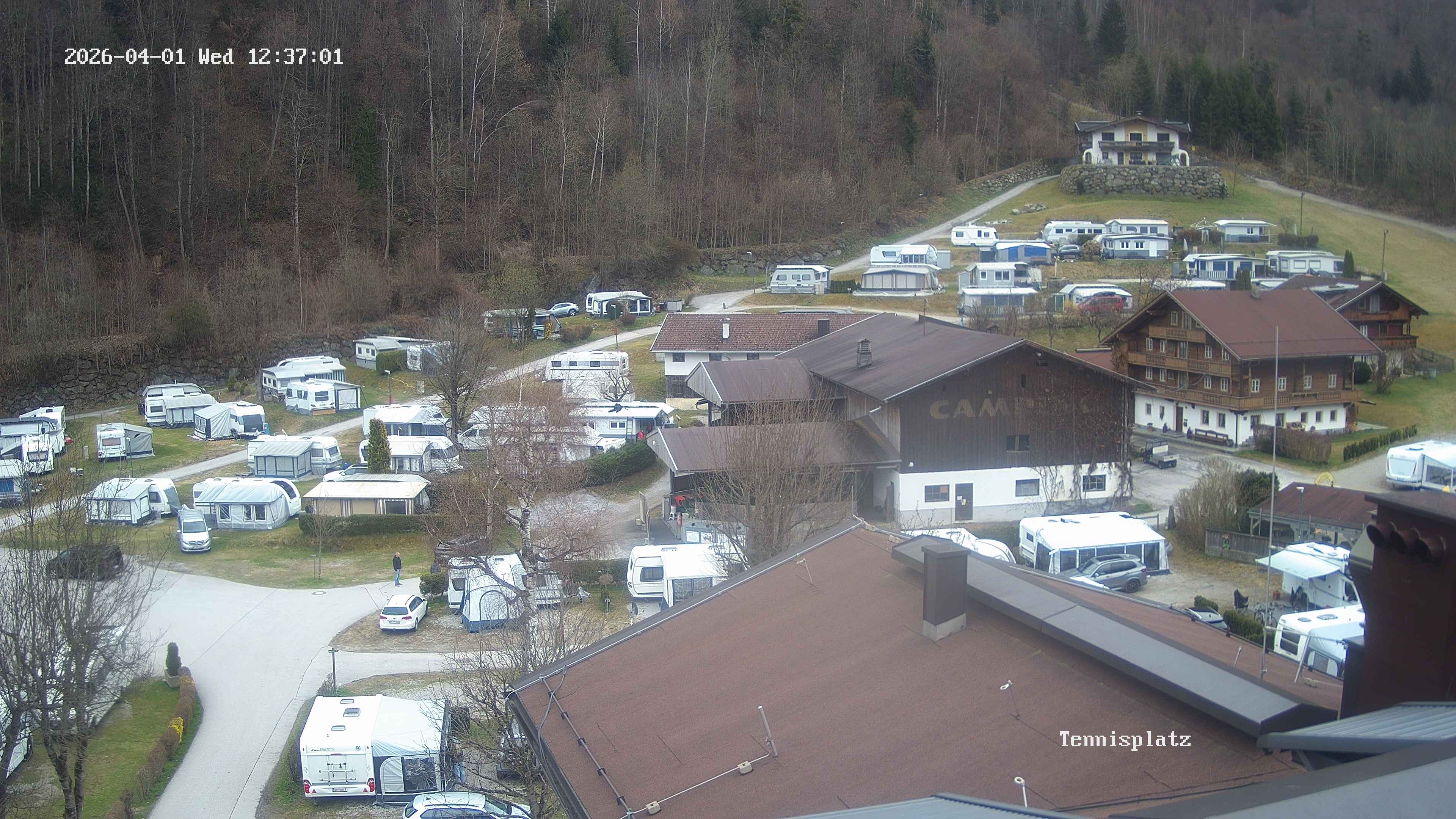 Archived image Webcam Camping Aufenfeld - View Wiesenhof