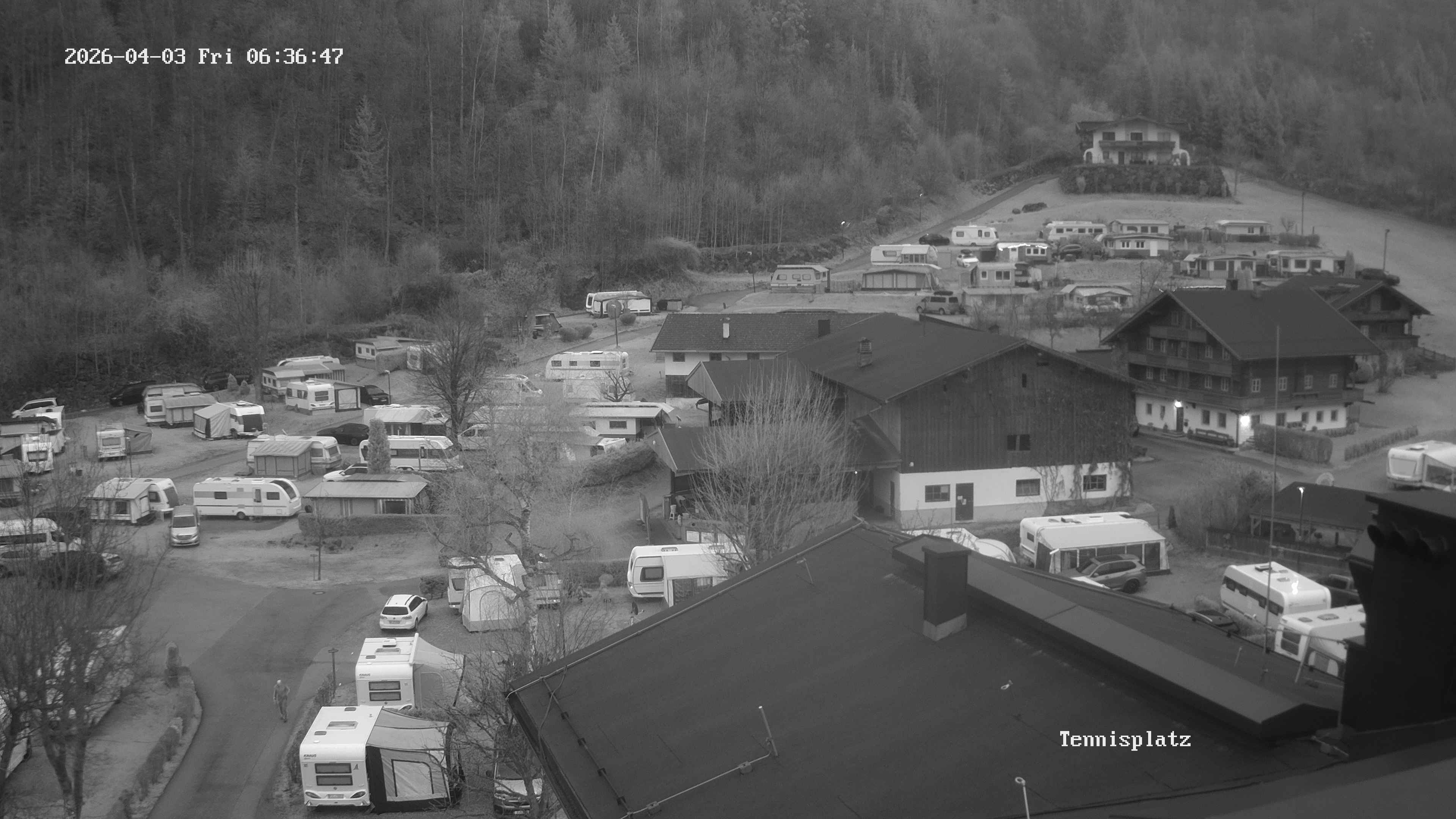 Archived image Webcam Camping Aufenfeld - View Wiesenhof