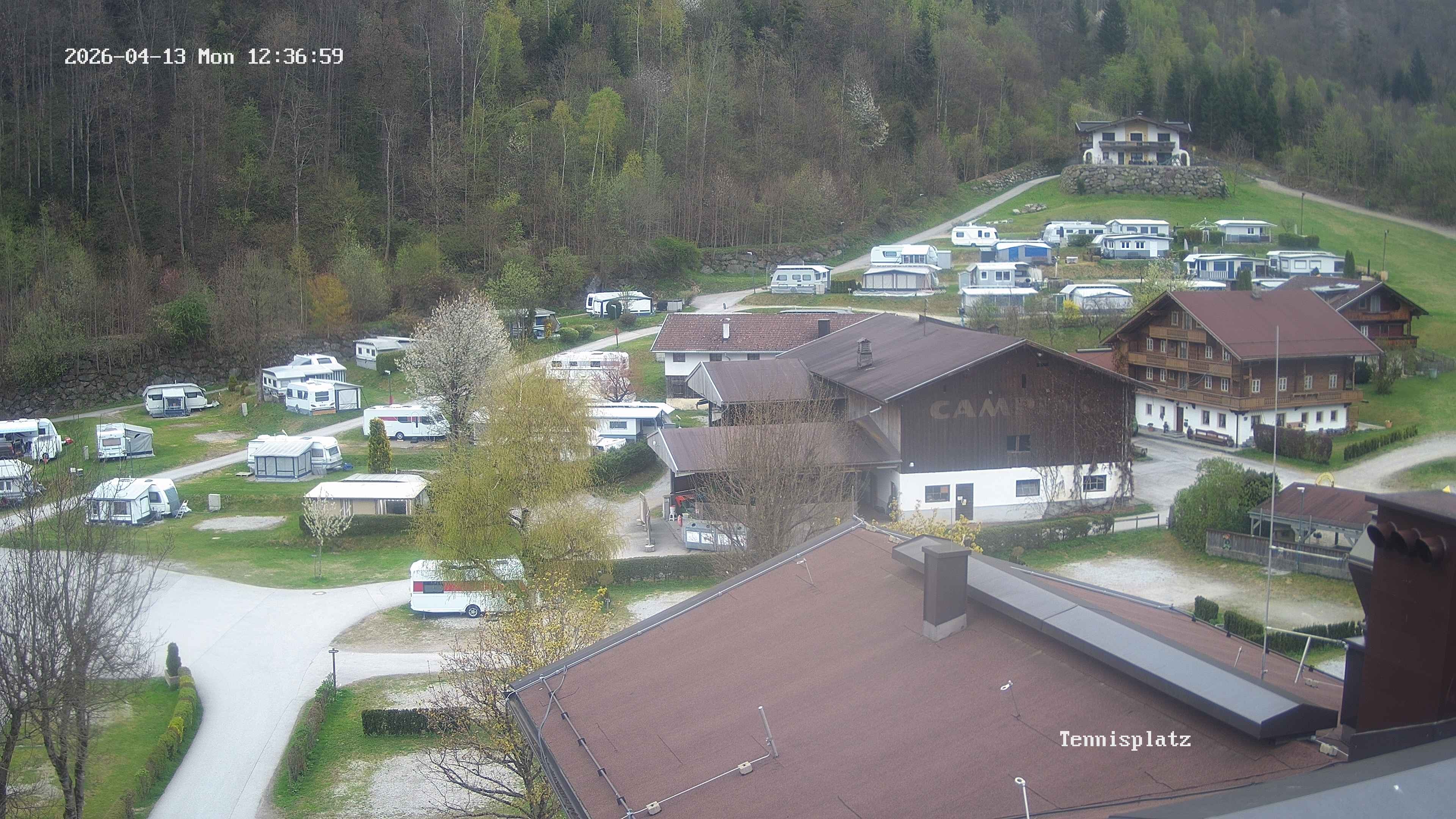 Archived image Webcam Camping Aufenfeld - View Wiesenhof