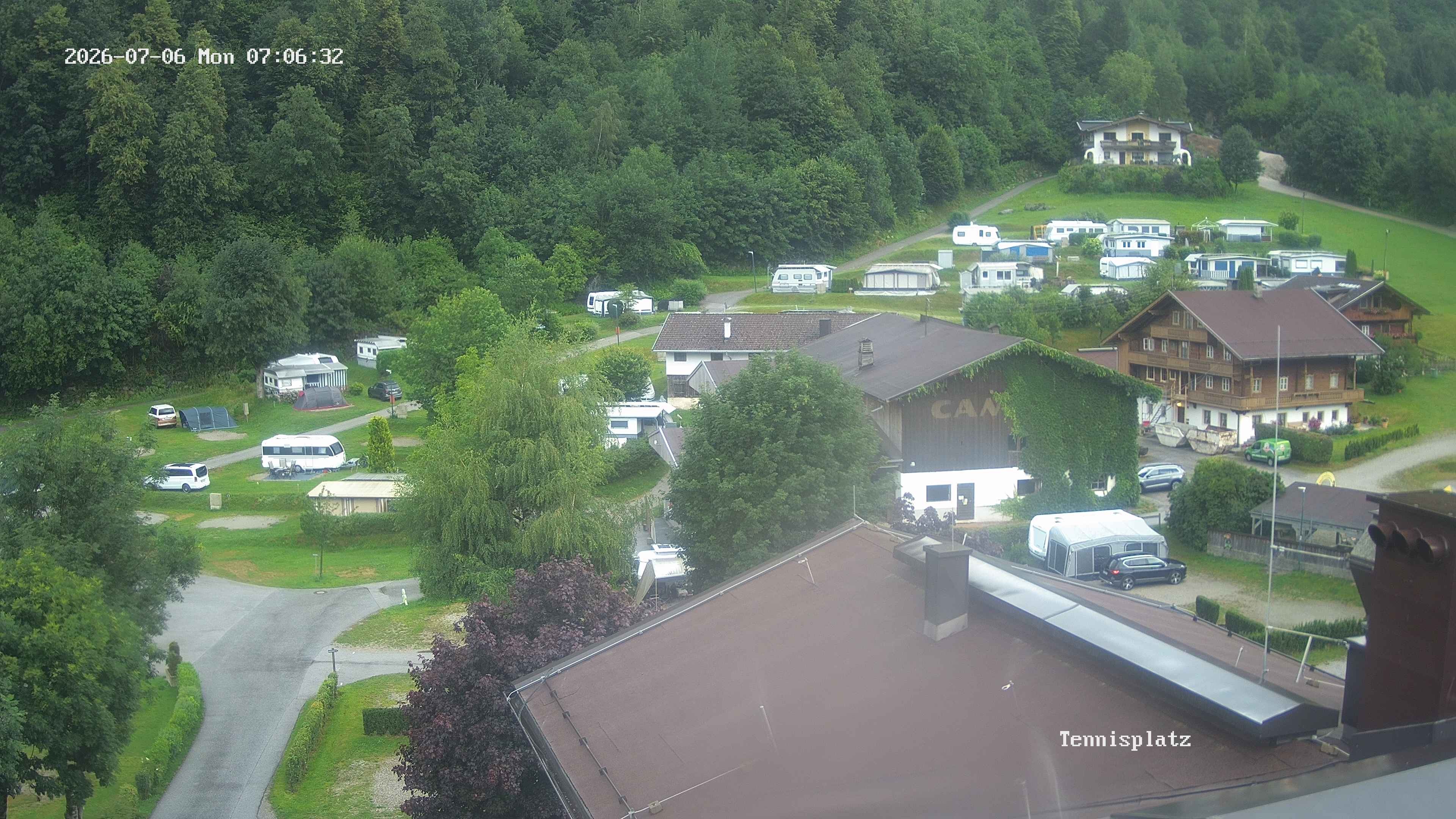 Archived image Webcam Camping Aufenfeld - View Wiesenhof
