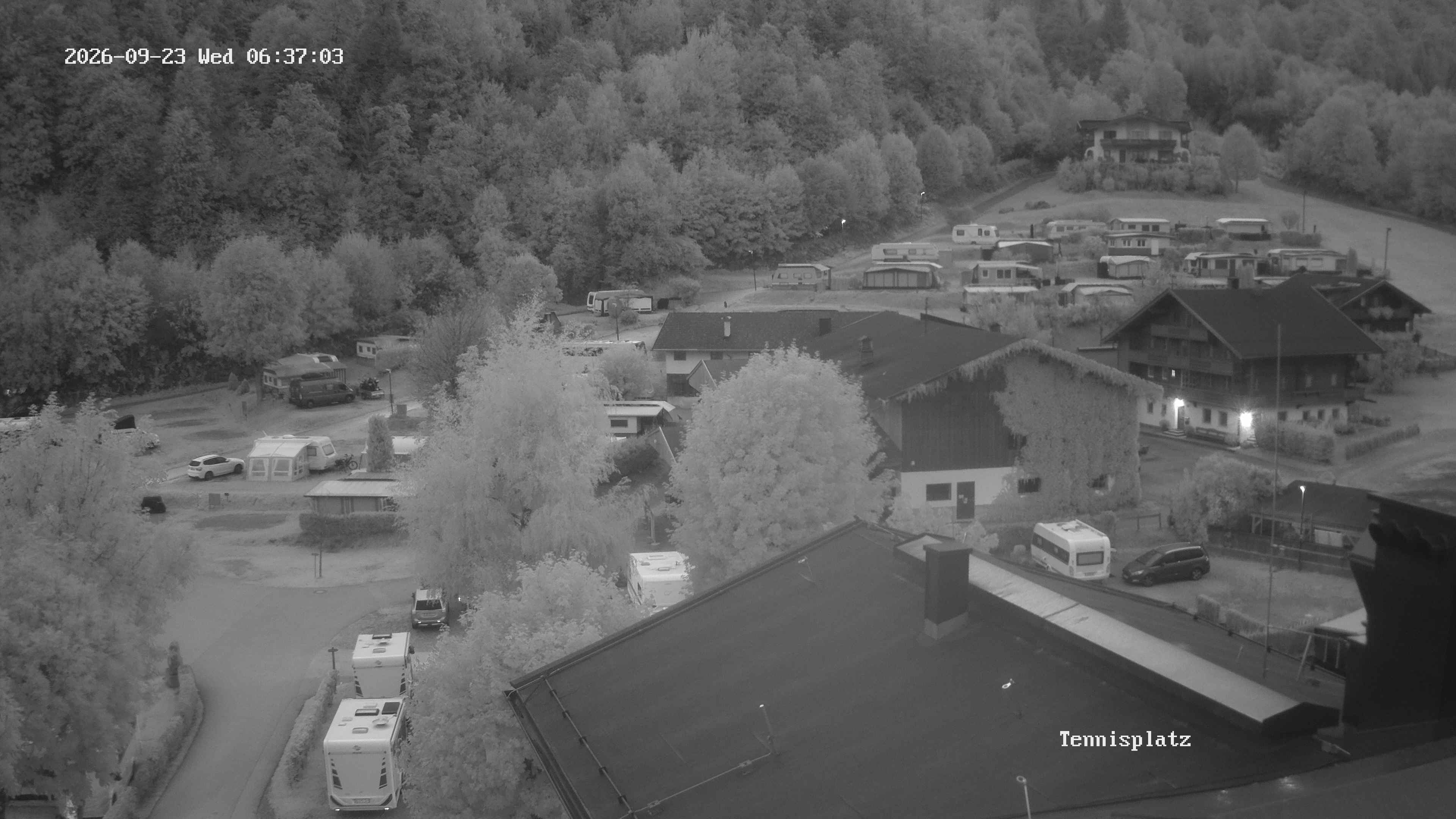 Archived image Webcam Camping Aufenfeld - View Wiesenhof