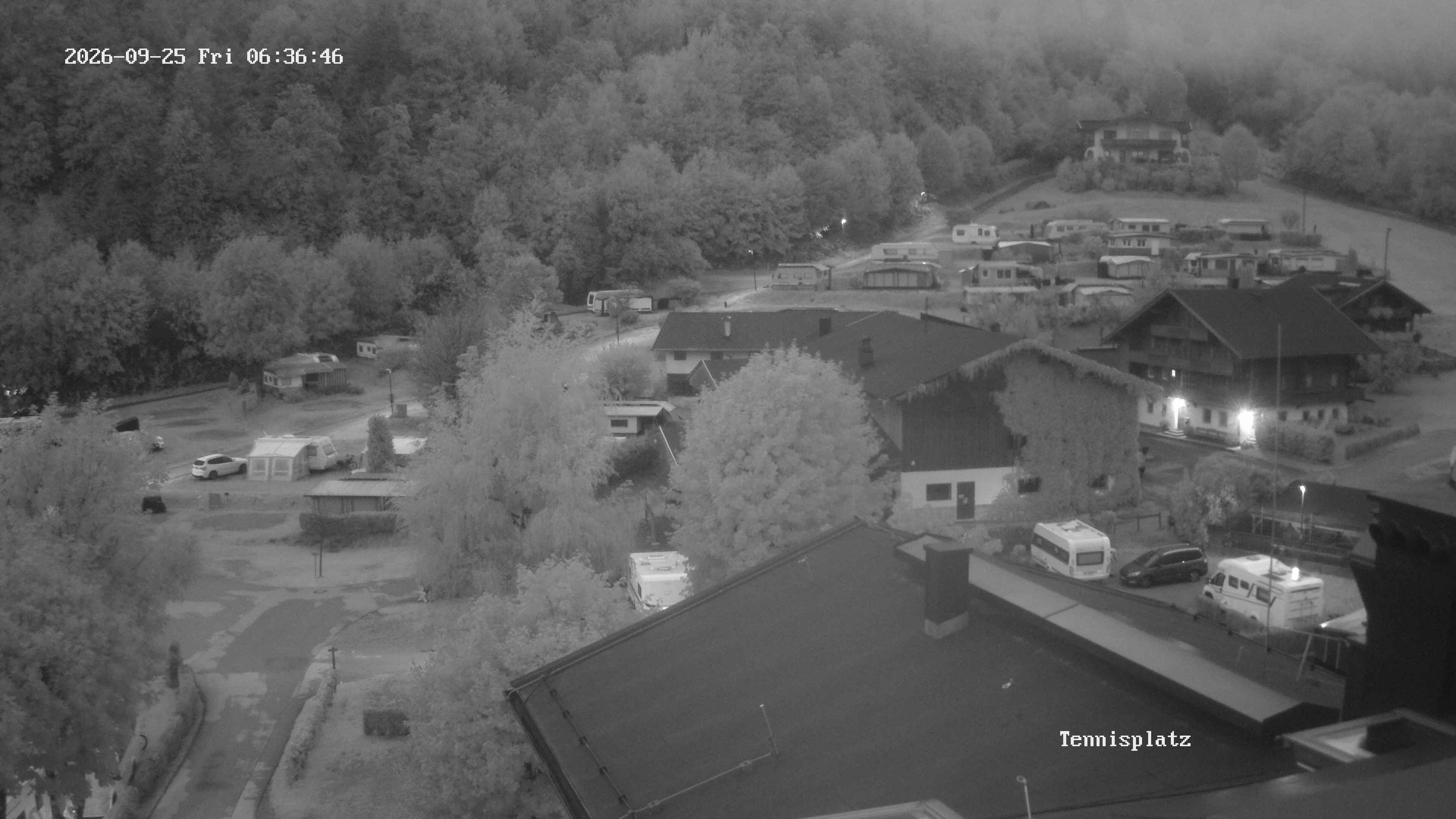 Archived image Webcam Camping Aufenfeld - View Wiesenhof