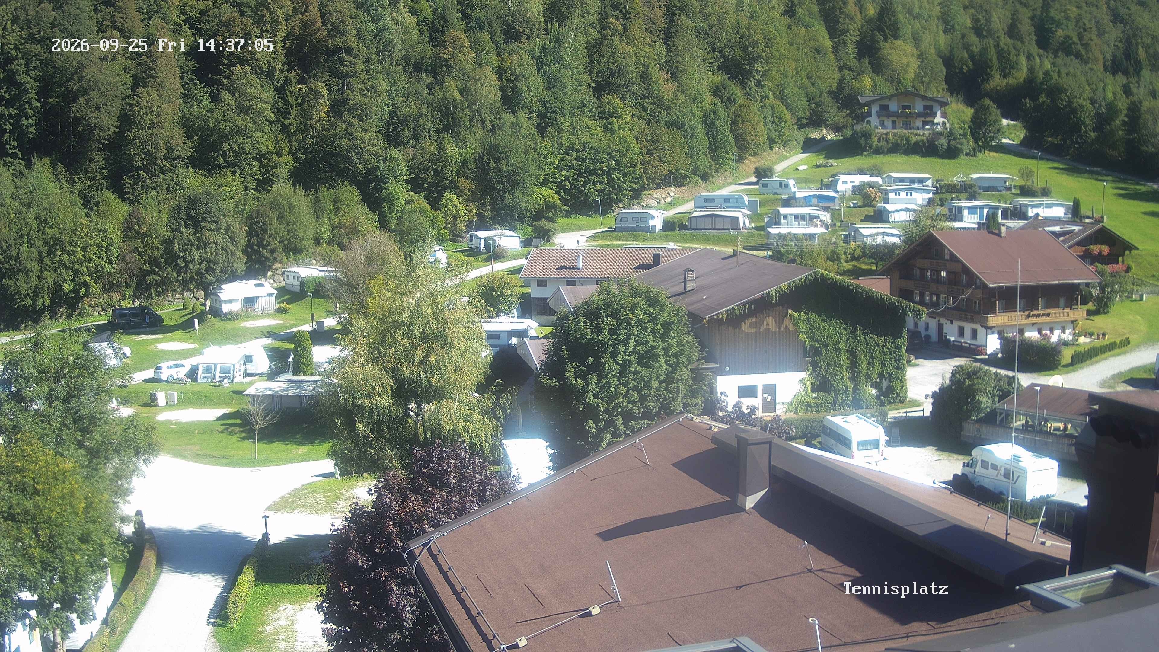 Archived image Webcam Camping Aufenfeld - View Wiesenhof