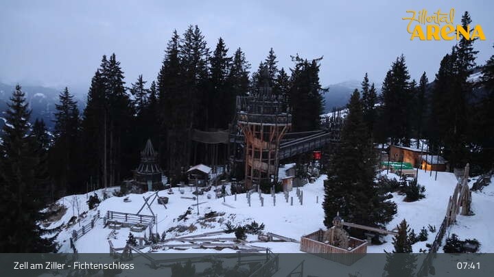 Archiv Foto Webcam Fichtenschloss Zell am Ziller