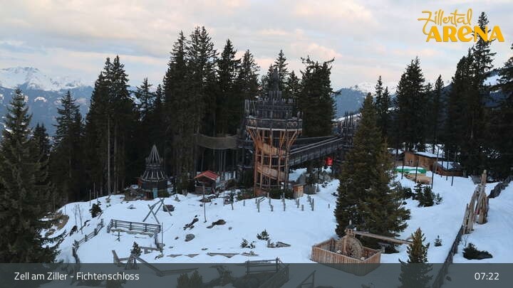 Archiv Foto Webcam Fichtenschloss Zell am Ziller