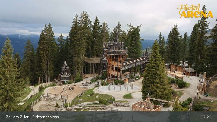Archiv Foto Webcam Fichtenschloss Zell am Ziller