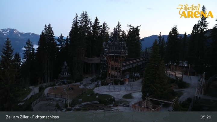 Archiv Foto Webcam Fichtenschloss Zell am Ziller