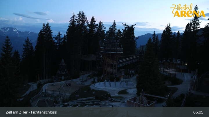 Archiv Foto Webcam Fichtenschloss Zell am Ziller