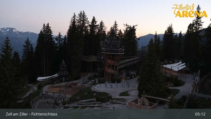 Archiv Foto Webcam Fichtenschloss Zell am Ziller