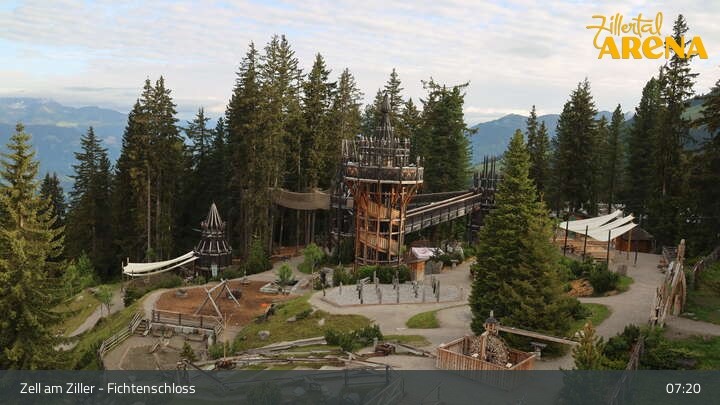 Archiv Foto Webcam Fichtenschloss Zell am Ziller