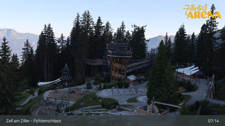 Archiv Foto Webcam Fichtenschloss Zell am Ziller