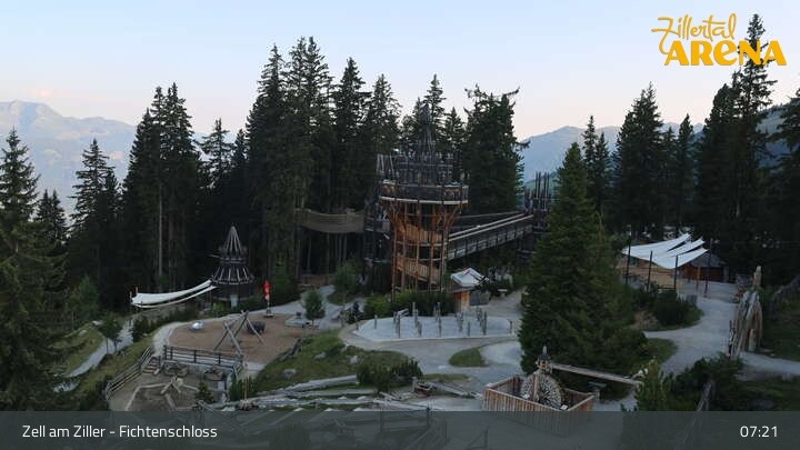 Archiv Foto Webcam Fichtenschloss Zell am Ziller