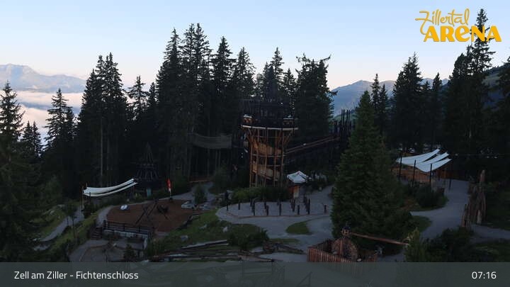 Archiv Foto Webcam Fichtenschloss Zell am Ziller