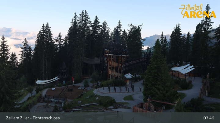 Archiv Foto Webcam Fichtenschloss Zell am Ziller