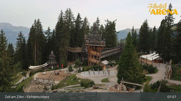 Archiv Foto Webcam Fichtenschloss Zell am Ziller