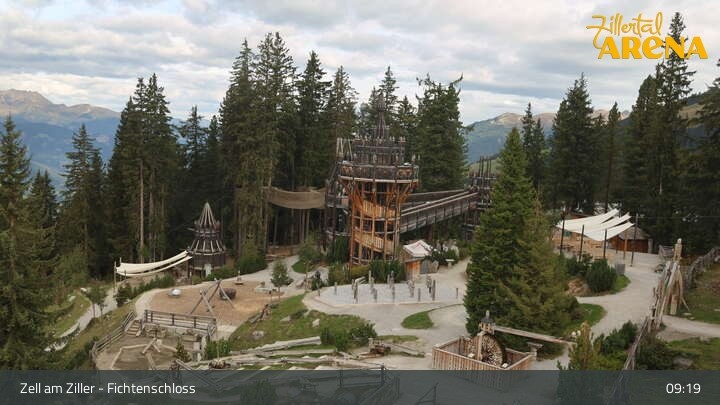 Archiv Foto Webcam Fichtenschloss Zell am Ziller