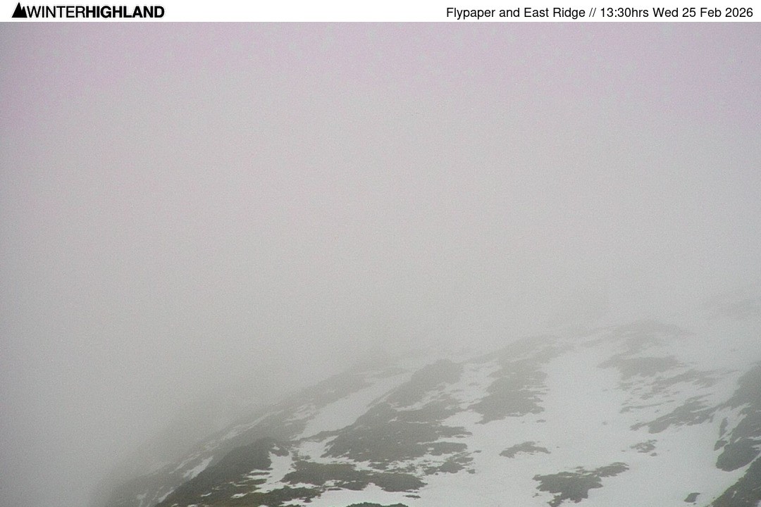 Archived image Webcam Glencoe Mountain - Scotland - Flypaper and East Ridge