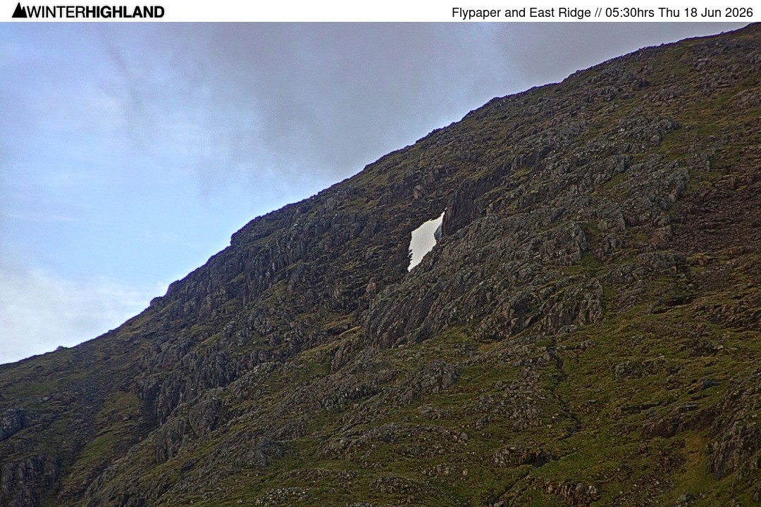 Archived image Webcam Glencoe Mountain - Scotland - Flypaper and East Ridge