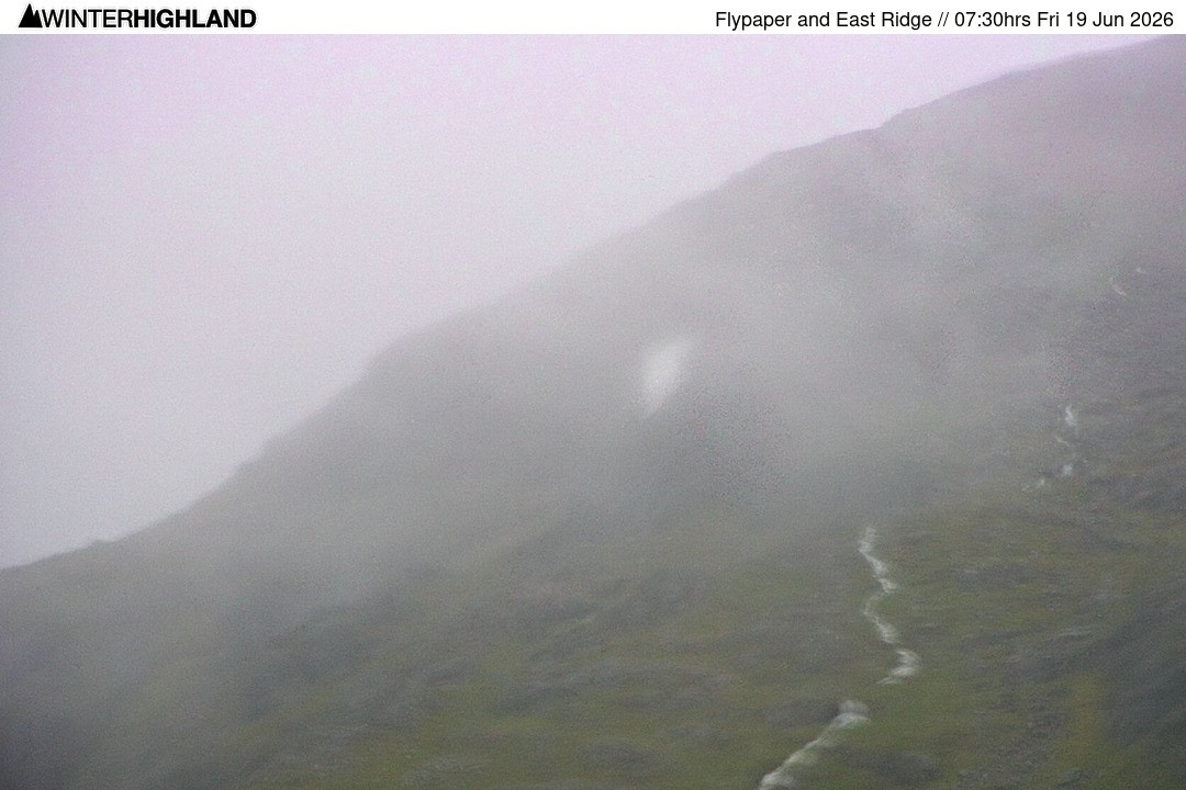 Archived image Webcam Glencoe Mountain - Scotland - Flypaper and East Ridge