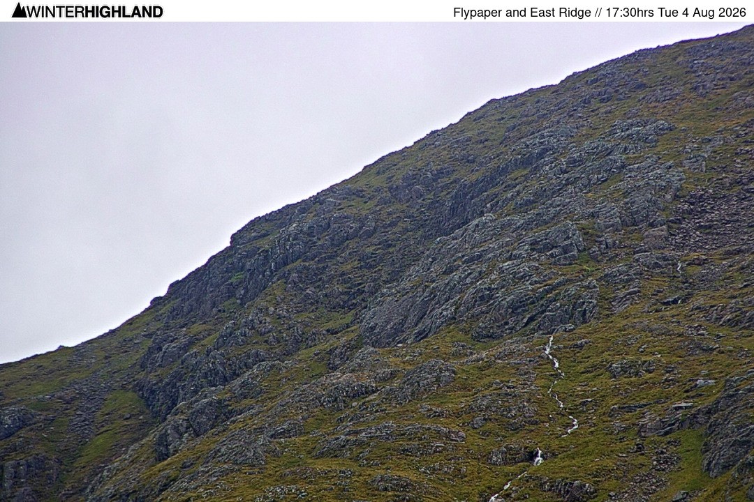 Archived image Webcam Glencoe Mountain - Scotland - Flypaper and East Ridge