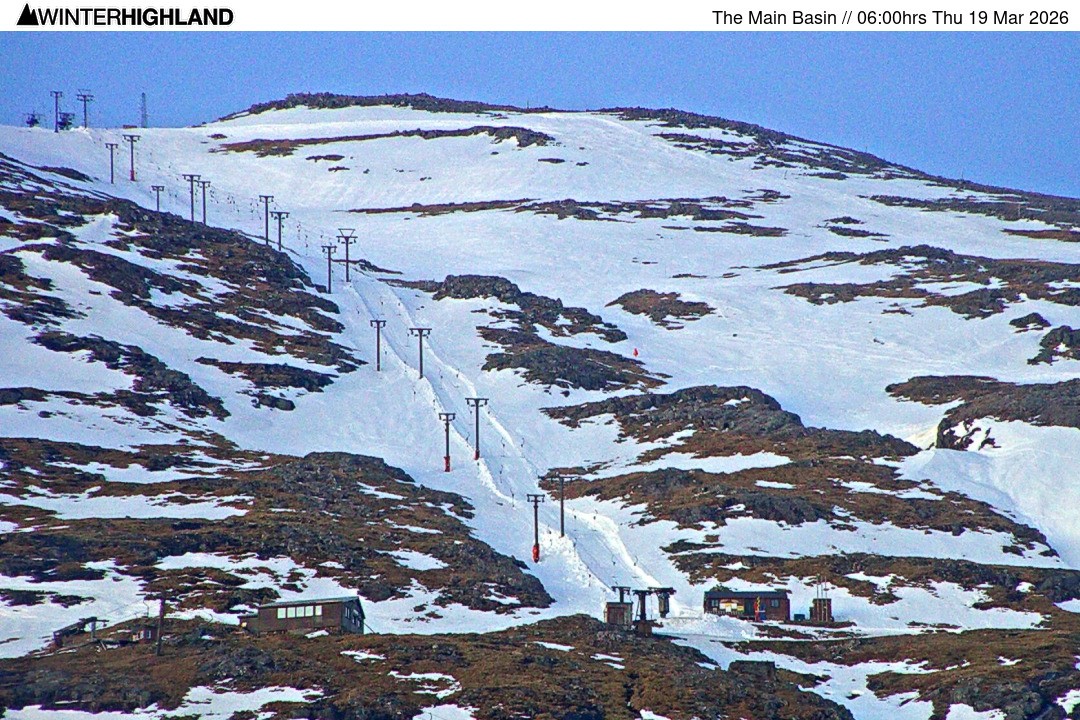 Archiv Foto Webcam Glencoe Mountain - Blick auf den Skilift