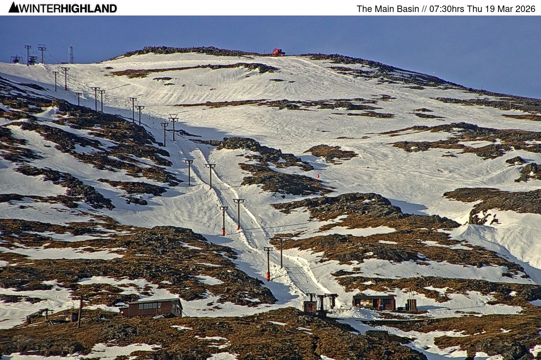 Archiv Foto Webcam Glencoe Mountain - Blick auf den Skilift