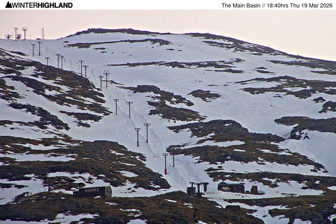 Archiv Foto Webcam Glencoe Mountain - Blick auf den Skilift