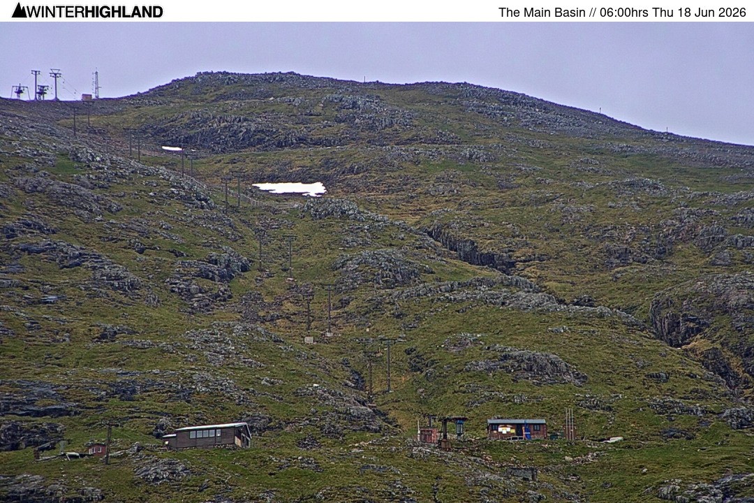 Archived image Webcam Glencoe Mountain - View of the ski lift