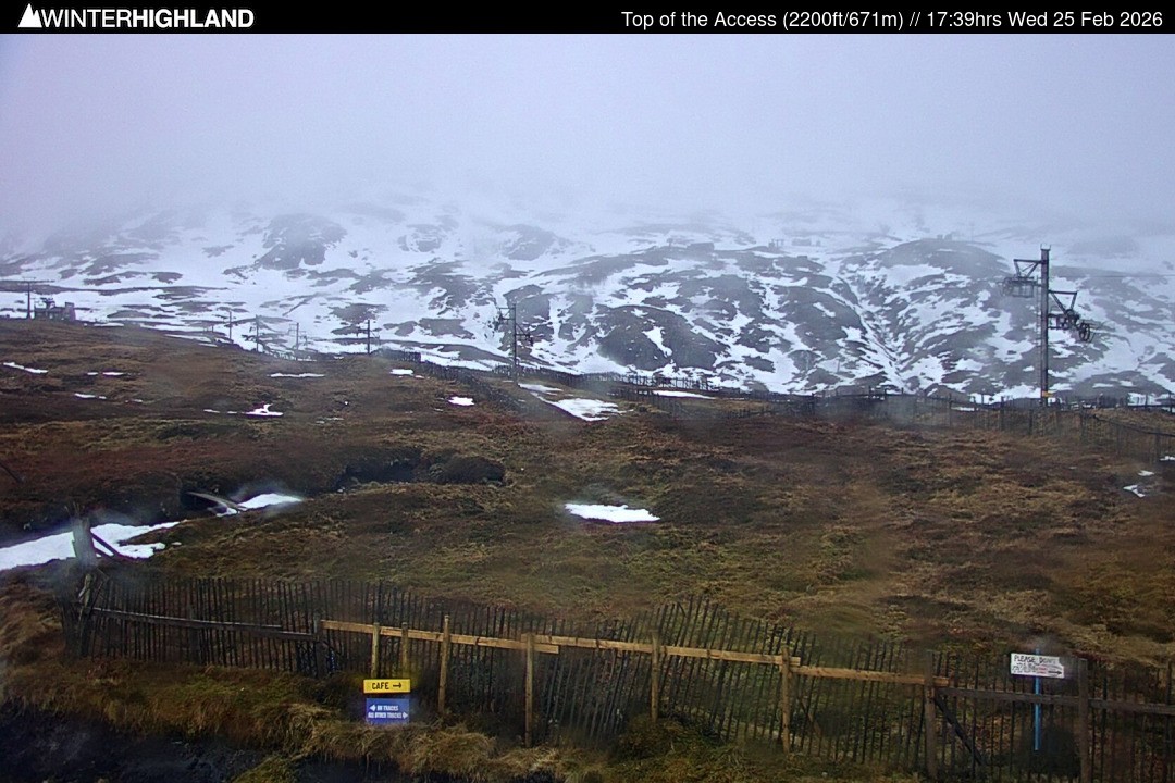 Archived image Webcam Glencoe Mountain - Scotland - Chairlift