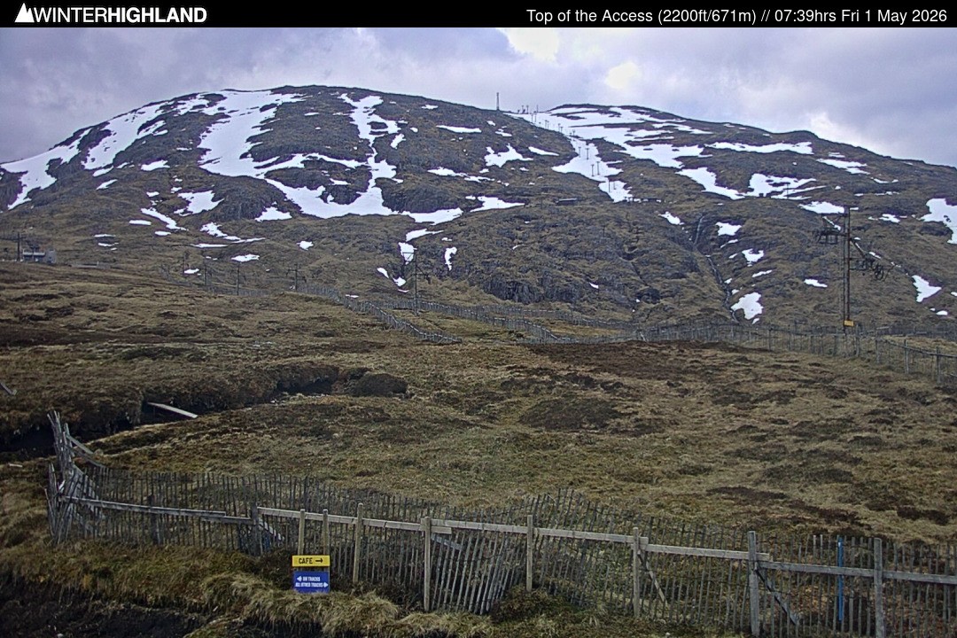 Archived image Webcam Glencoe Mountain - Scotland - Chairlift