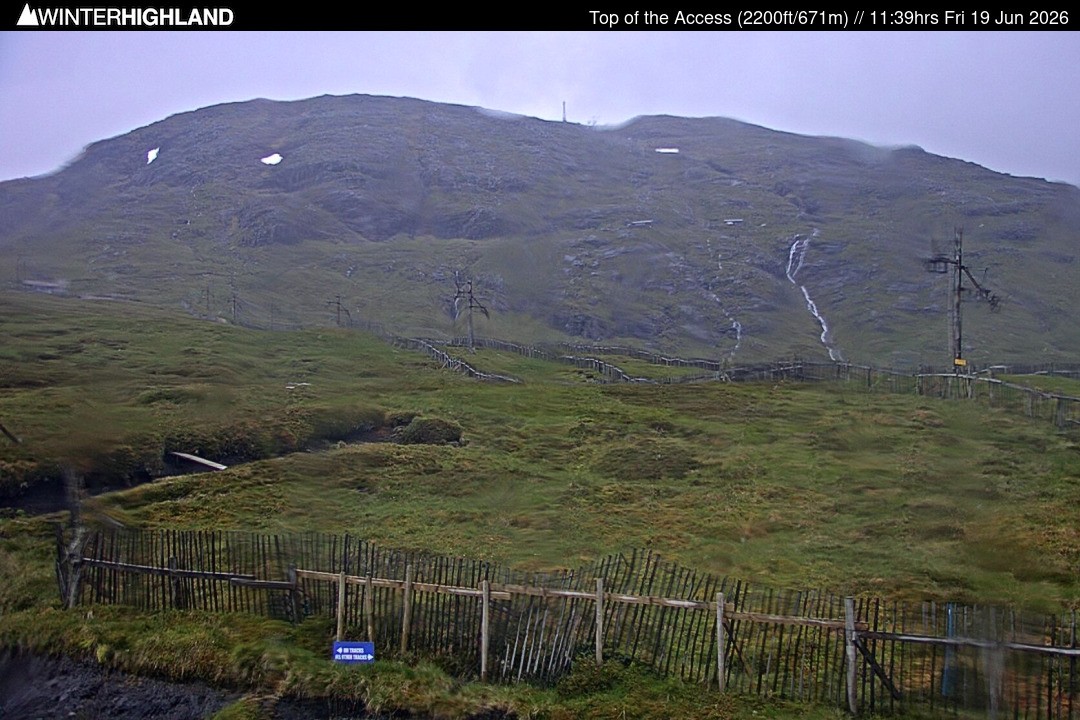 Archived image Webcam Glencoe Mountain - Scotland - Chairlift