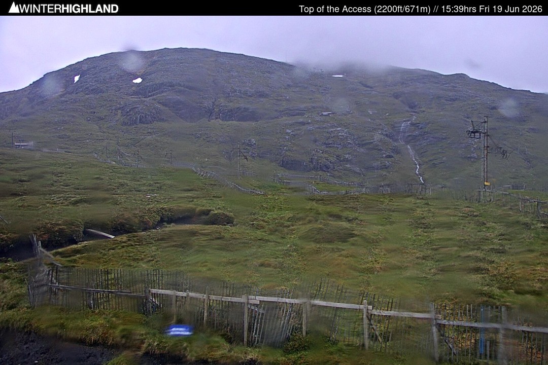 Archived image Webcam Glencoe Mountain - Scotland - Chairlift