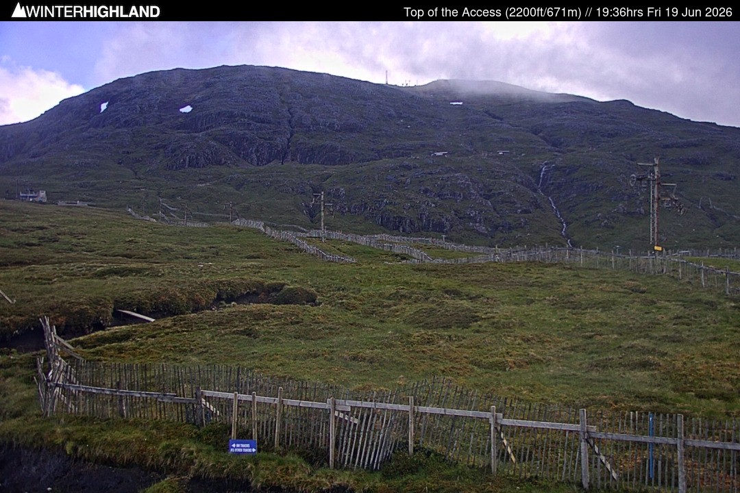 Archived image Webcam Glencoe Mountain - Scotland - Chairlift