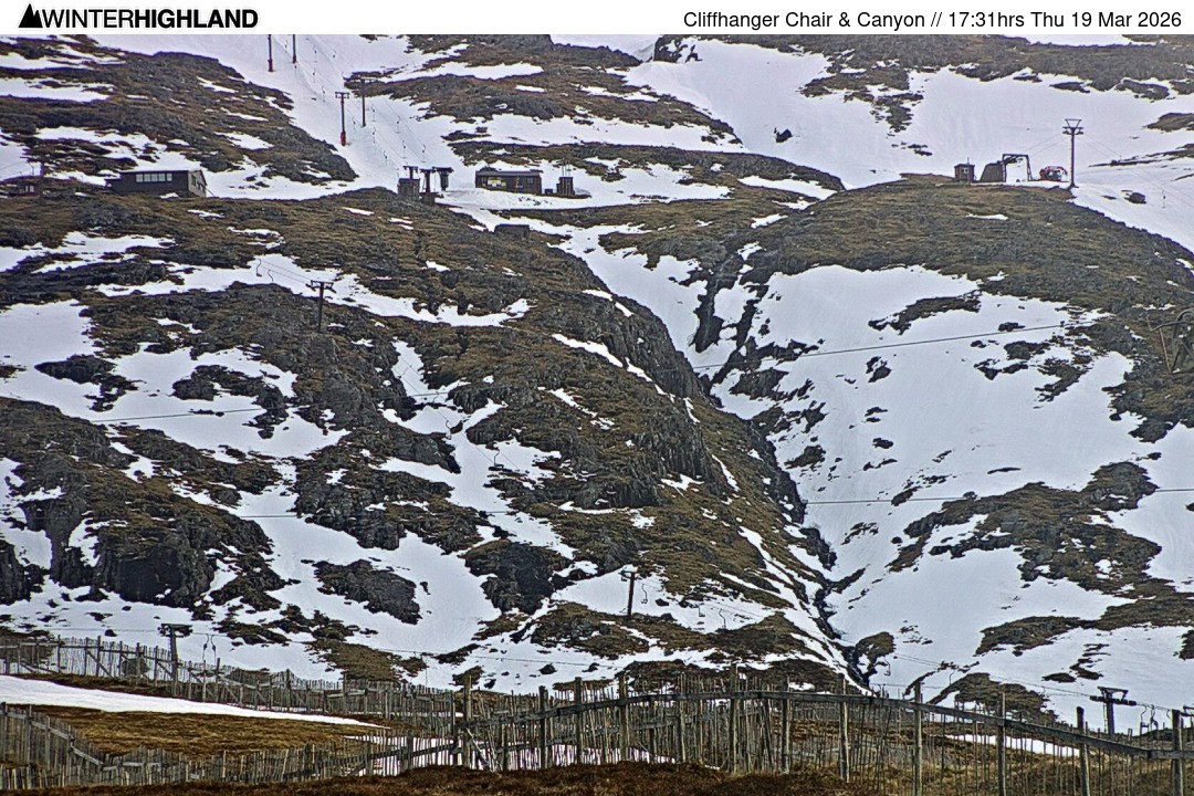 Archived image Webcam Glencoe Mountain - Cliffhanger Chairlift