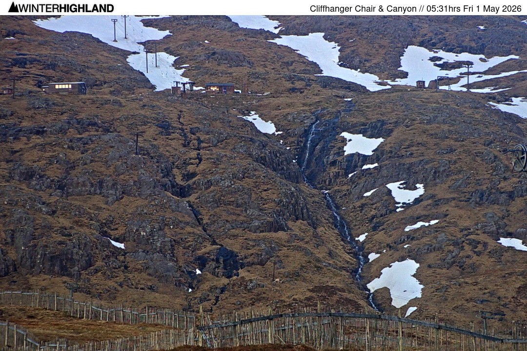 Archived image Webcam Glencoe Mountain - Cliffhanger Chairlift