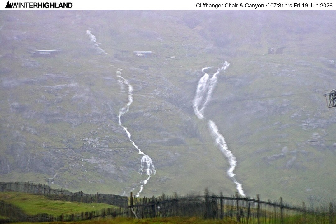 Archived image Webcam Glencoe Mountain - Cliffhanger Chairlift
