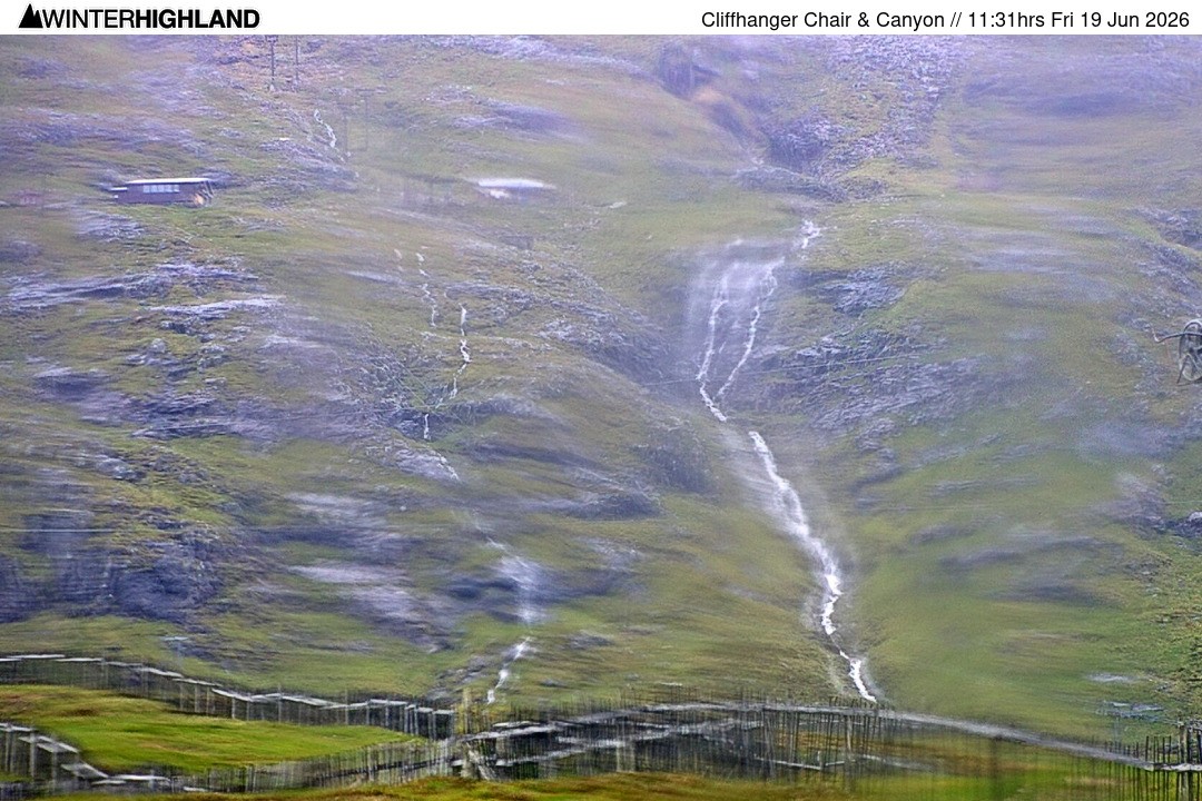 Archived image Webcam Glencoe Mountain - Cliffhanger Chairlift