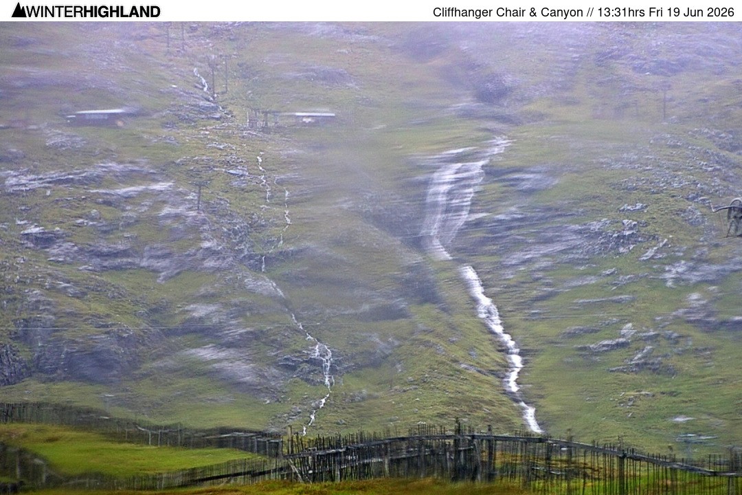Archived image Webcam Glencoe Mountain - Cliffhanger Chairlift