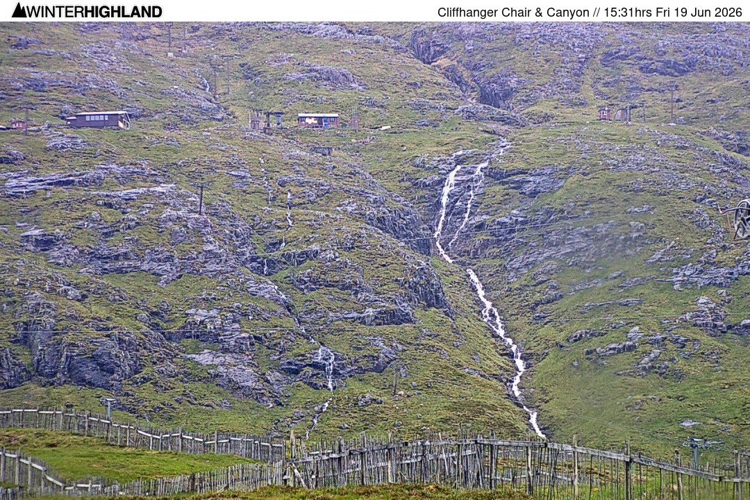 Archived image Webcam Glencoe Mountain - Cliffhanger Chairlift