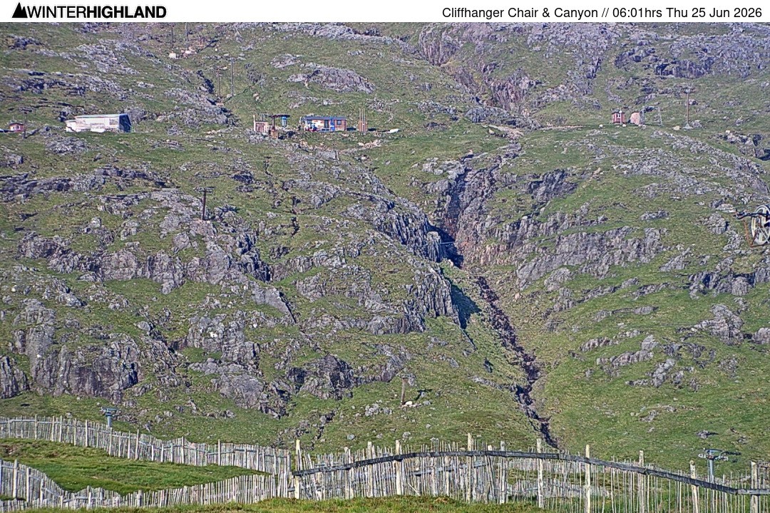 Archived image Webcam Glencoe Mountain - Cliffhanger Chairlift