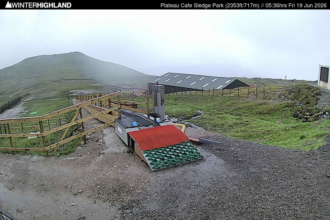 Archived image Webcam Glencoe Mountain (Scotland) - Plateau Cafe