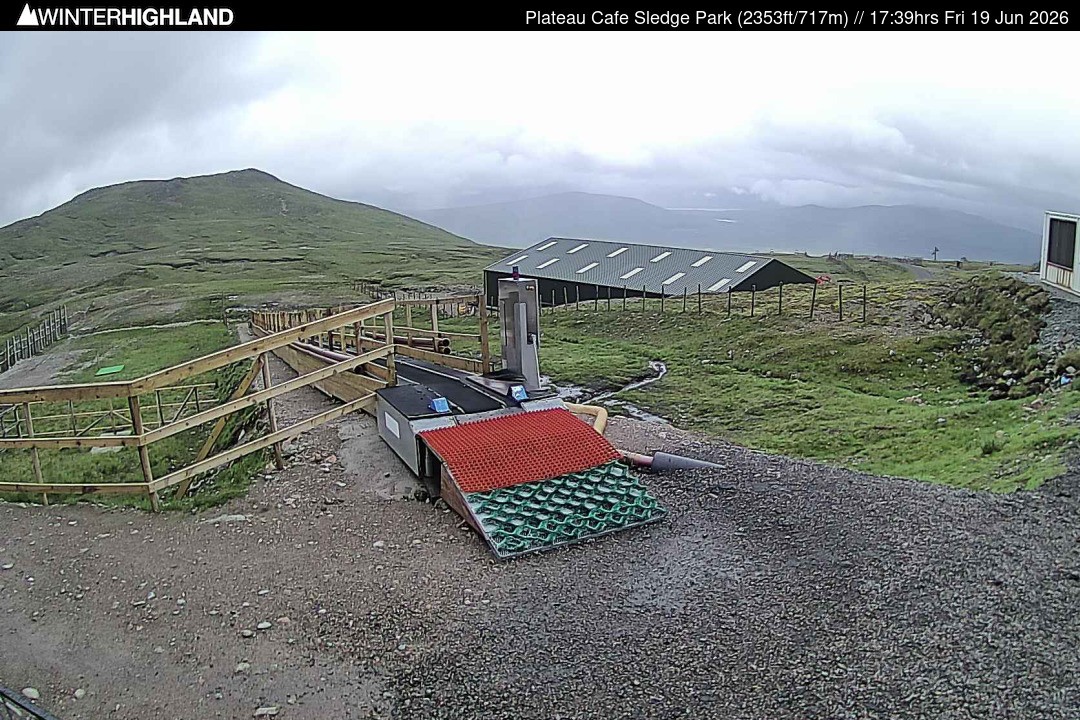Archived image Webcam Glencoe Mountain (Scotland) - Plateau Cafe