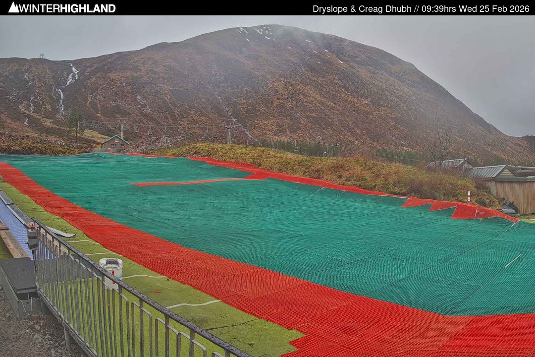 Archiv Foto Webcam Glencoe Mountain - Trocken-Skipiste