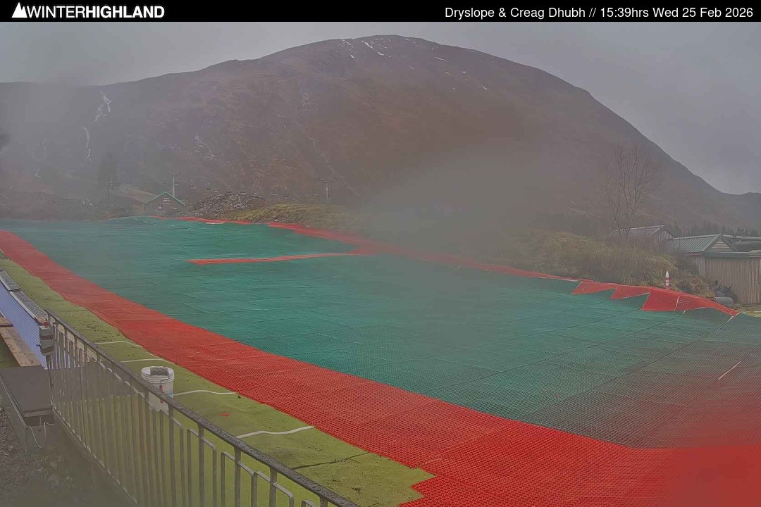 Archiv Foto Webcam Glencoe Mountain - Trocken-Skipiste