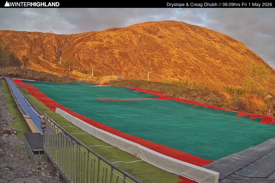 Archived image Webcam Glencoe Mountain - Dry Slope