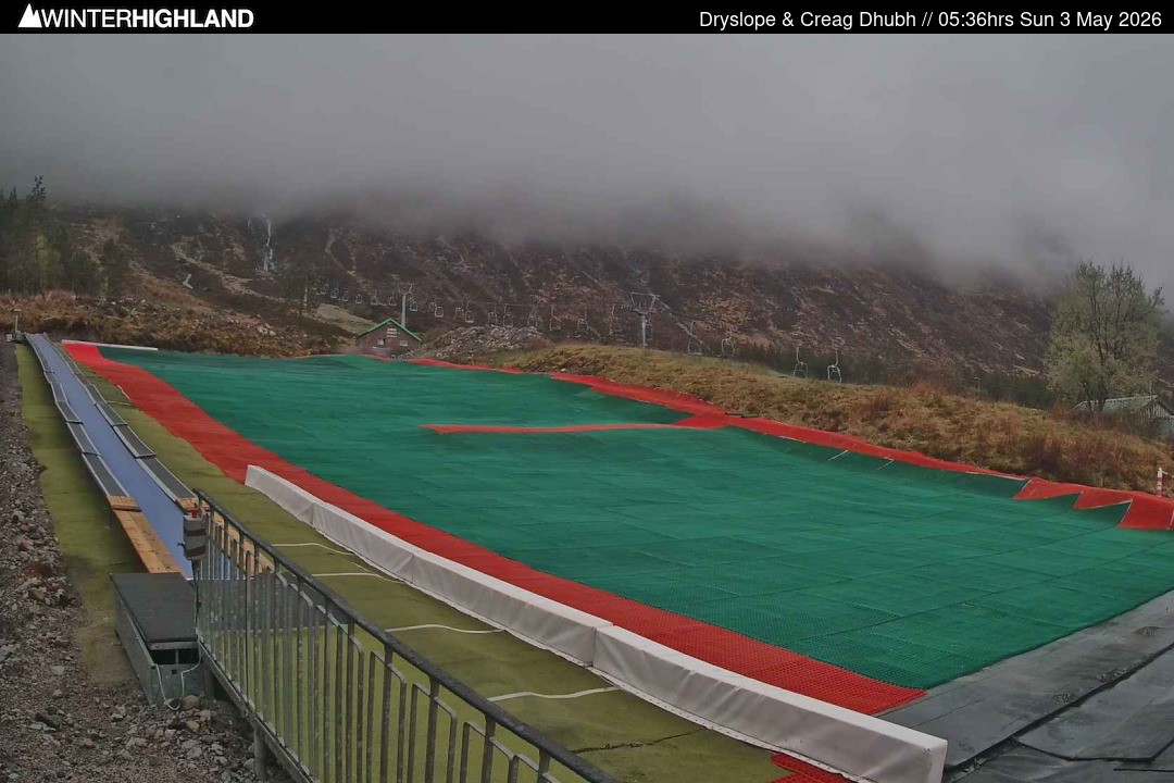 Archiv Foto Webcam Glencoe Mountain - Trocken-Skipiste